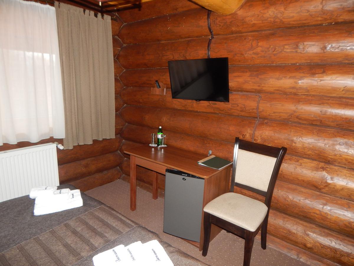 Zatyshok Hotel Svalyava Exterior photo